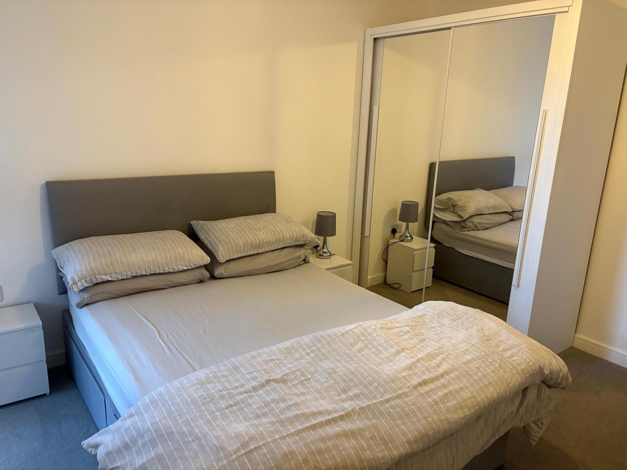Spacious Apartment In The Heart Of Челмсфорд Экстерьер фото